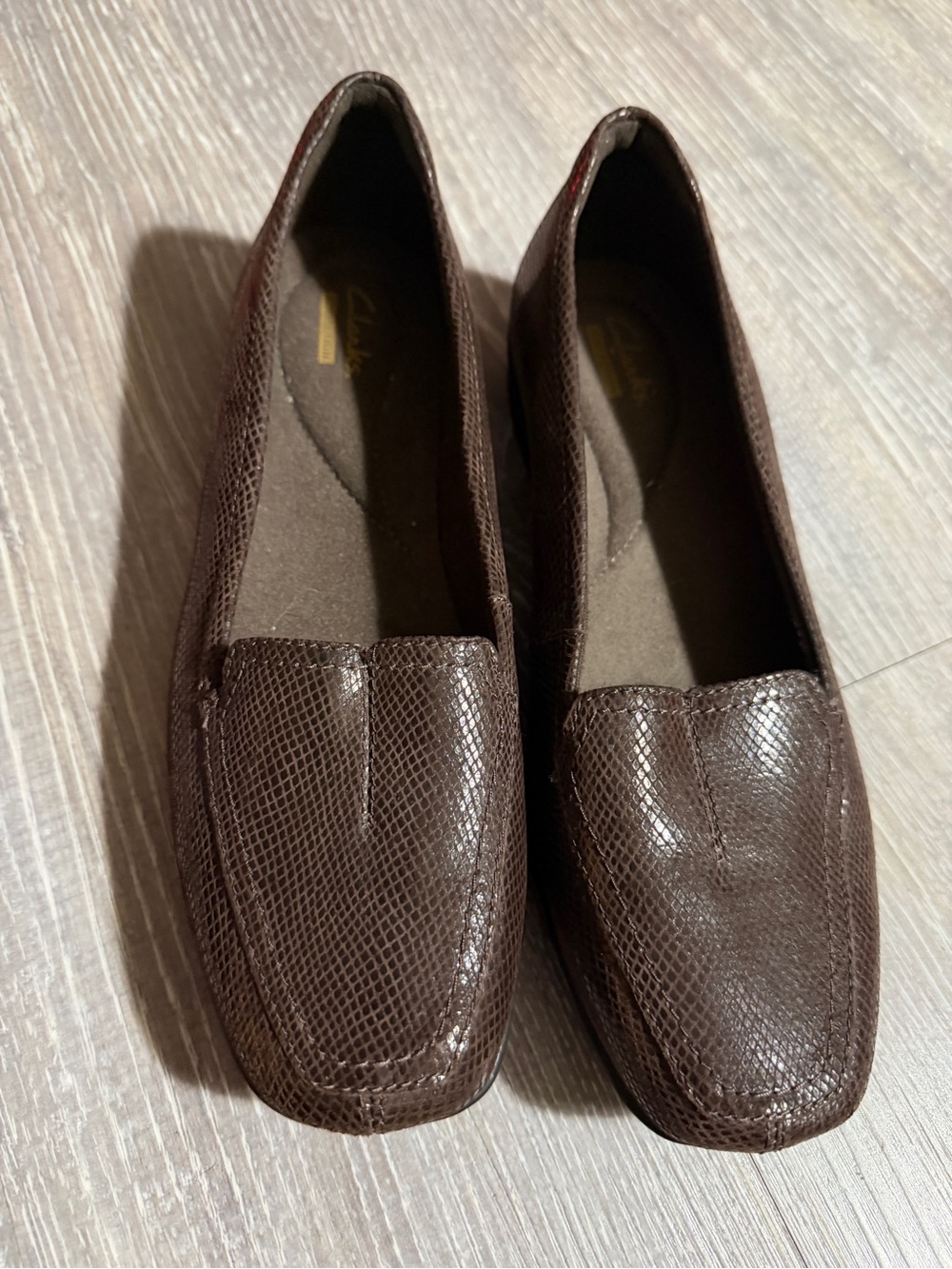 Clarks Haydn Harvest Brown Snakeskin Embossed Leather Loafers - Size 7